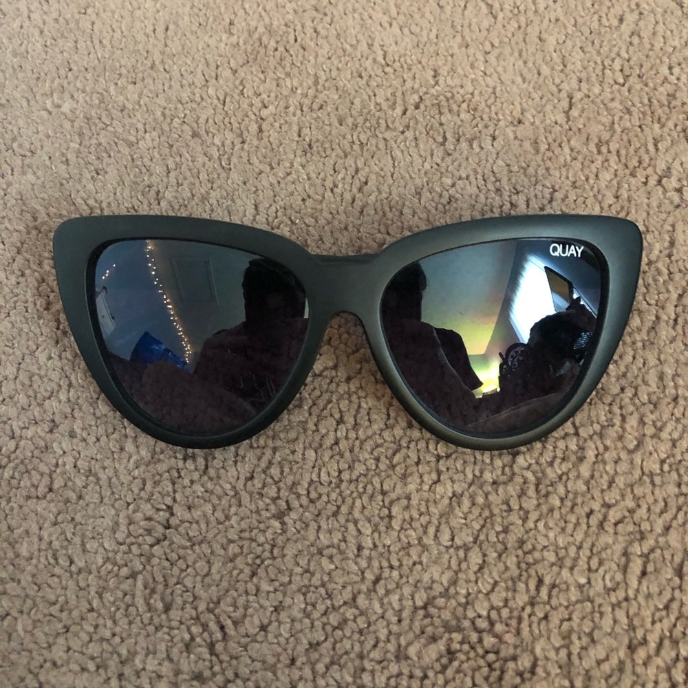 Quay Australia black Kitti Cat sunglasses
